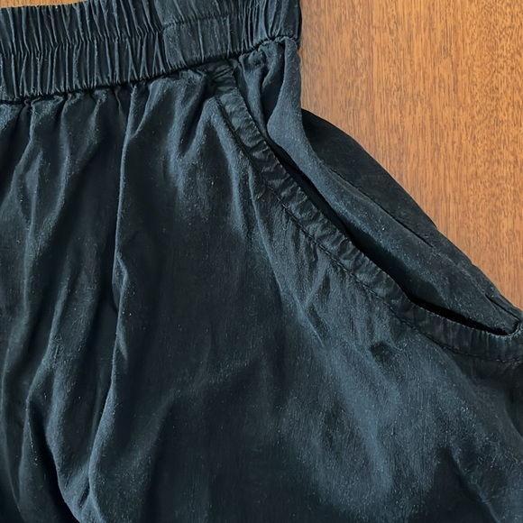Theory. Black skirt with pockets. Linen blend. Small - Picture 5 of 5